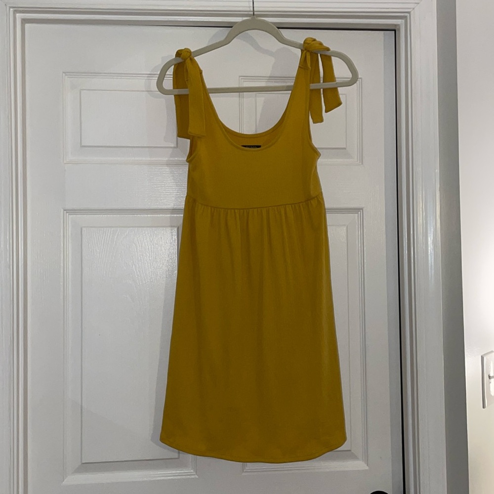 Wild Fable dress in mustard, size small
